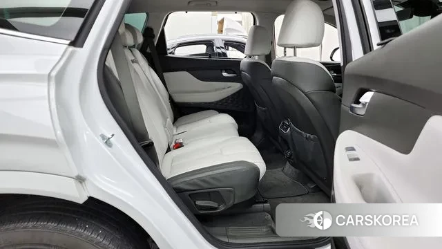 Hyundai The New Santa Fe 2022 Белый из Кореи, фото 3