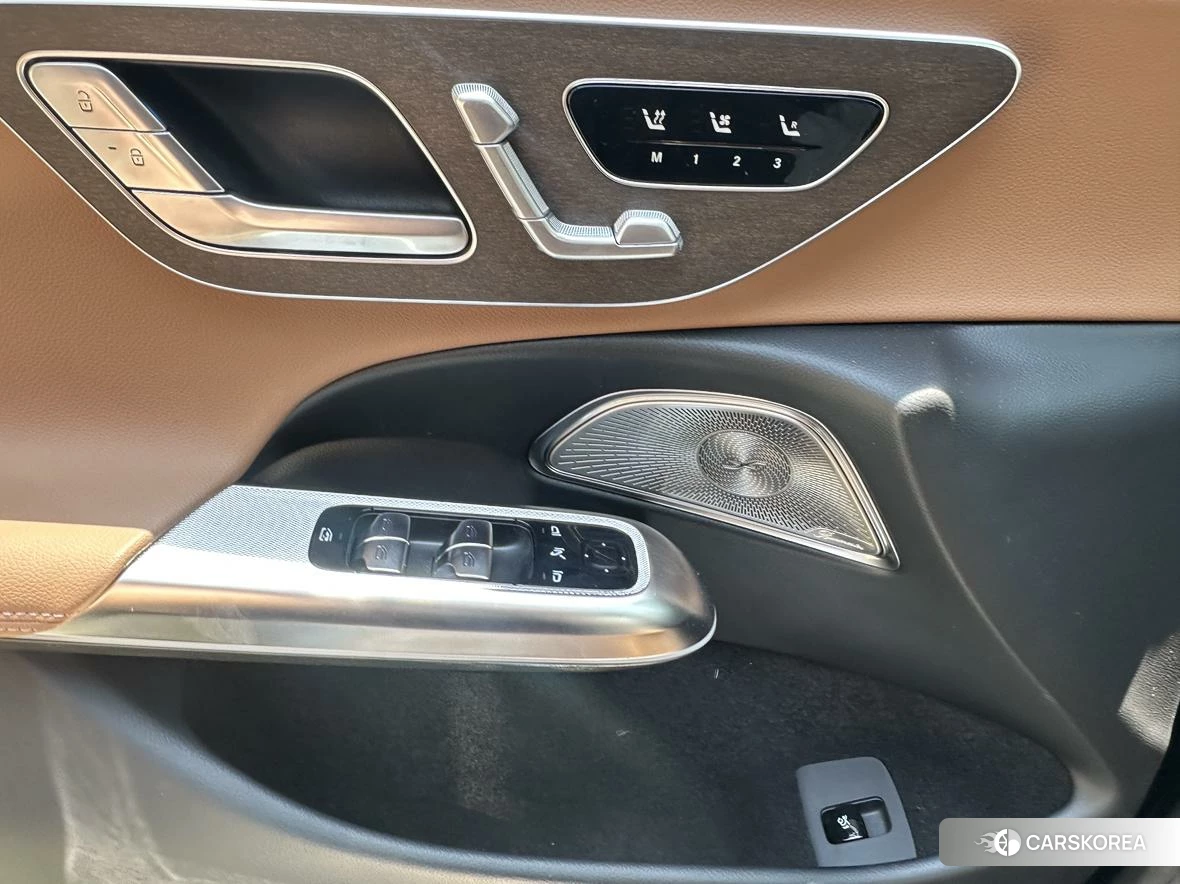 Mercedes-Benz E-class 2025 Черный из Китая, фото 3