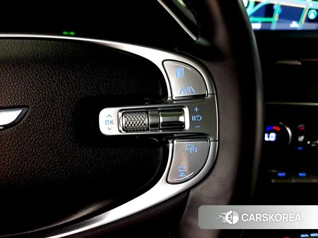 Genesis GV70 2022 Белый из Кореи, фото 3