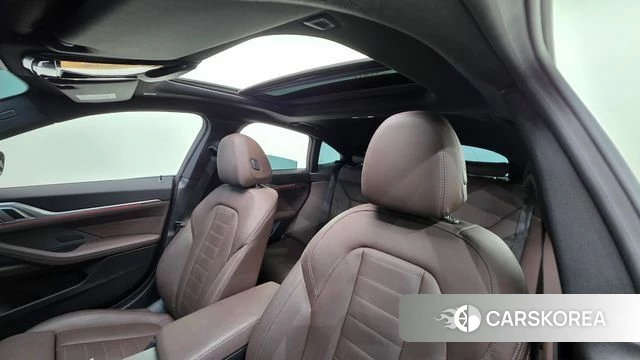 BMW i4 2023 Черный из Кореи, фото 3