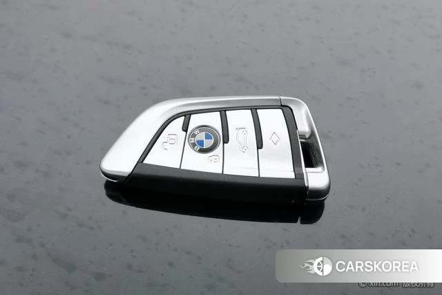 BMW X7 id 4210403 из Китая 3