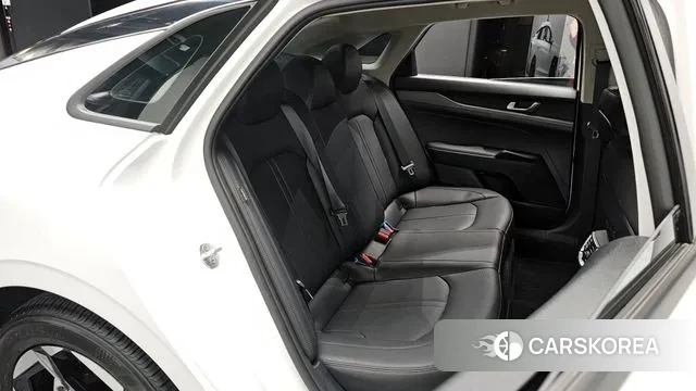 Kia The New K5 3rd generation 2024 Белый из Кореи, фото 3