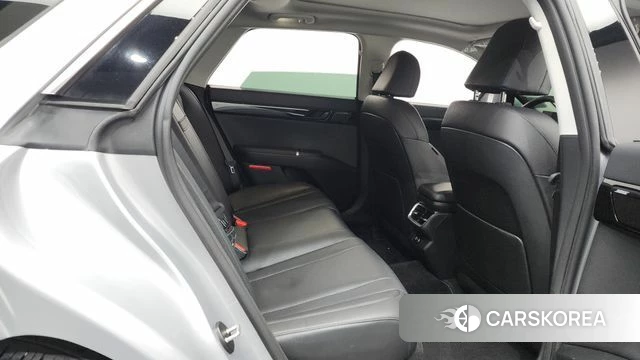 Hyundai Grandeur (GN7) 2023 Серебряный из Кореи, фото 3