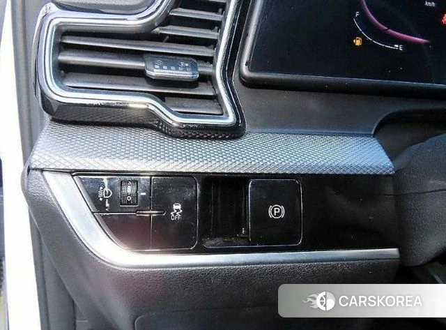 Kia Sportage 5th Generation 2022 Белый из Кореи, фото 3