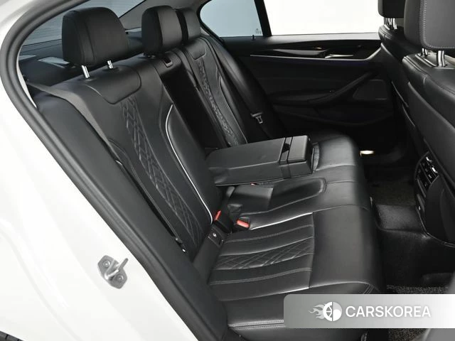 BMW 5 Series (G30) 2020 Белый из Кореи, фото 3