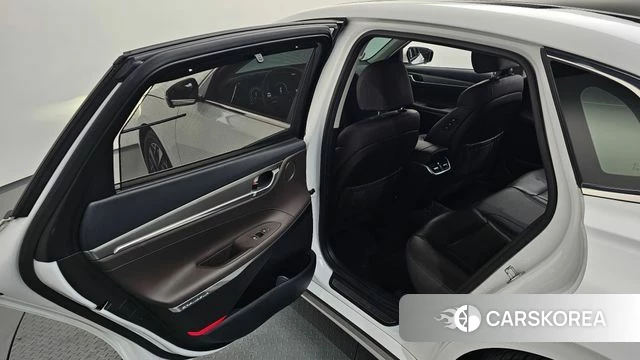 Hyundai The New Grandeur IG Hybrid 2021 Белый из Кореи, фото 3