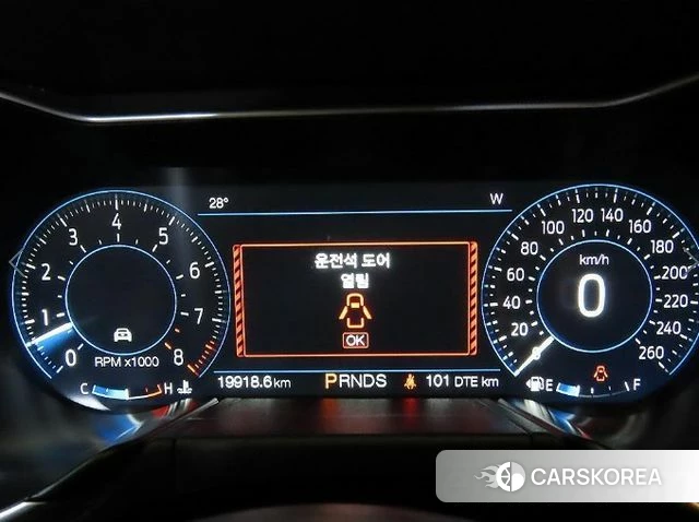 Ford Mustang 2022 Красный из Кореи, фото 3