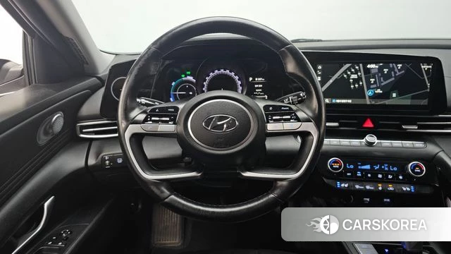 Hyundai Avante Hybrid (CN7) 2022 Белый из Кореи, фото 3