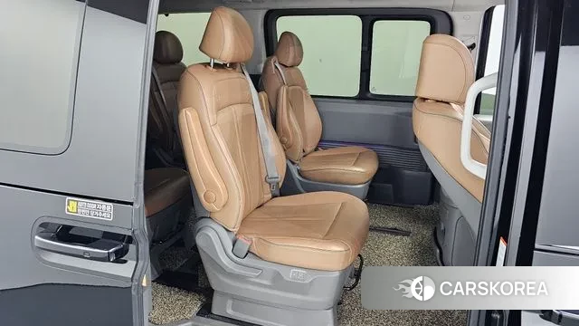 Hyundai Staria 2024 Черный из Кореи, фото 3