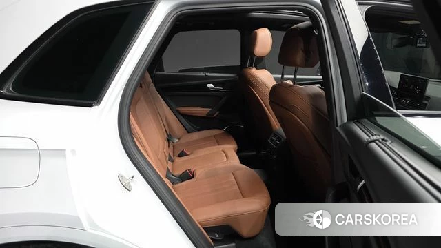 Audi Q5 (FY) 2024 Белый из Кореи, фото 3
