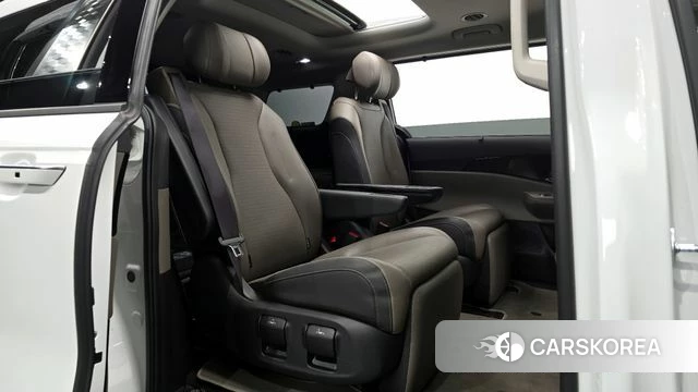 Kia The New Carnival 4th Generation 2024 Белый из Кореи, фото 3