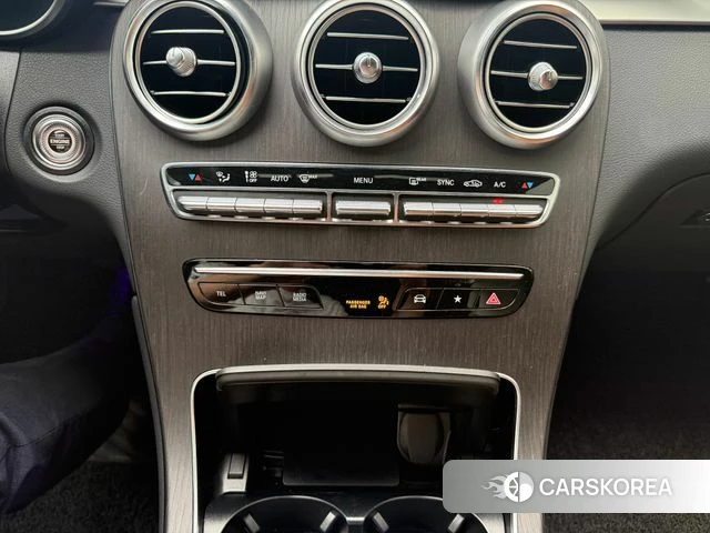 Mercedes-Benz GLC-Class X253 2022 Черный из Кореи, фото 3