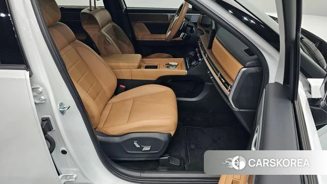 Hyundai Santa Fe (MX5) 2024 Белый из Кореи, фото 3