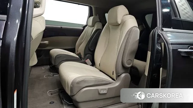 Kia The New Carnival 4th Generation 2024 Серый из Кореи, фото 3