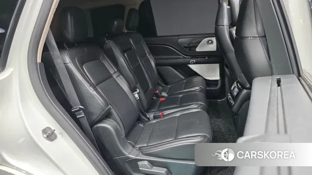 Lincoln Aviator 2nd generation 2021 Белый из Кореи, фото 3