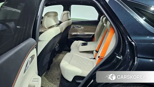 Genesis GV70 2024 Черный из Кореи, фото 3