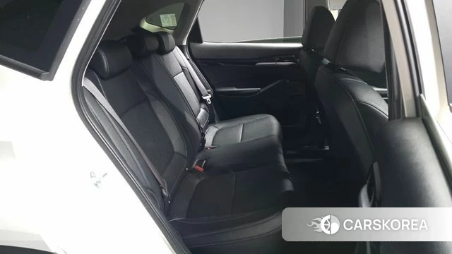 Kia Seltos 2022 Белый из Кореи, фото 3