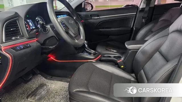 Hyundai Avante AD 2018 Белый из Кореи, фото 3