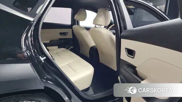 Hyundai Kona (SX2) 2023 Черный из Кореи, фото 3