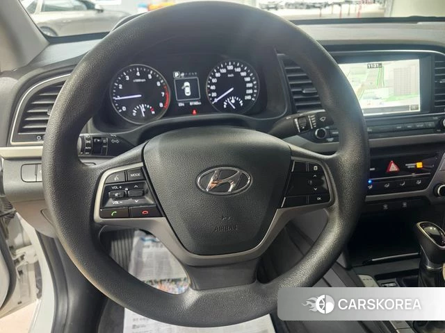 Hyundai Avante AD 2018 Белый из Кореи, фото 3