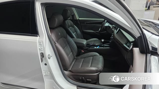 Kia Come New K7 2018 Белый из Кореи, фото 3