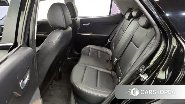 Kia Stonic 2019 Черный из Кореи, фото 3