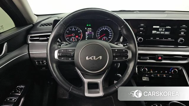 Kia K5 3rd generation 2023 Черный из Кореи, фото 3