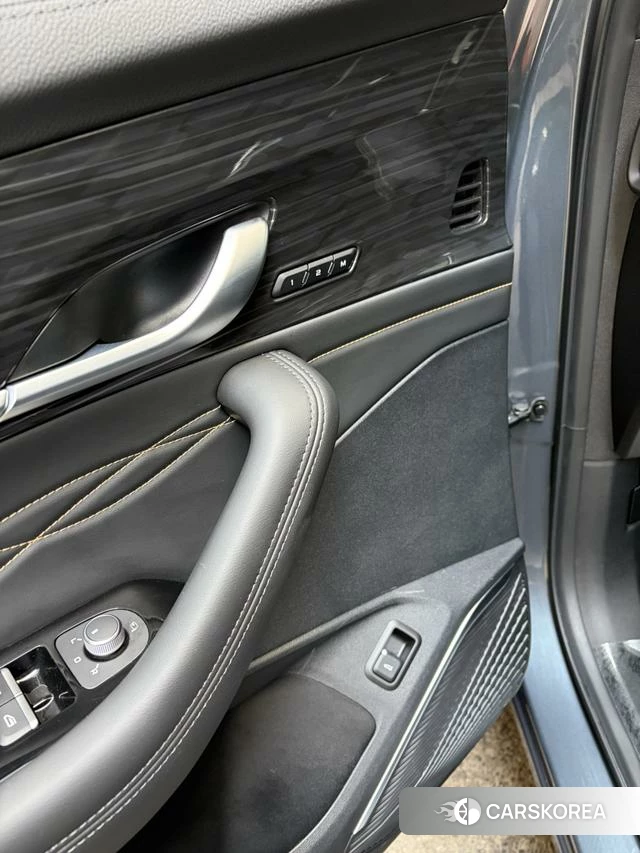 Geely Automobile Xingyue L 2024 Синий из Китая, фото 3