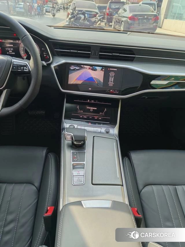 Audi A6L 2023 Черный из Китая, фото 3