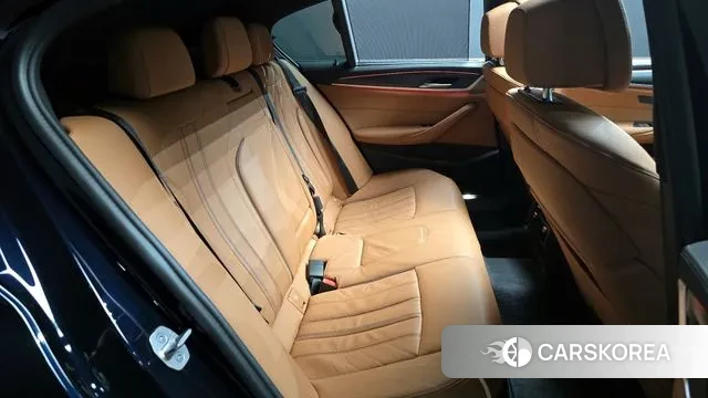 BMW 5 Series (G30) 2022 Черный из Кореи, фото 3