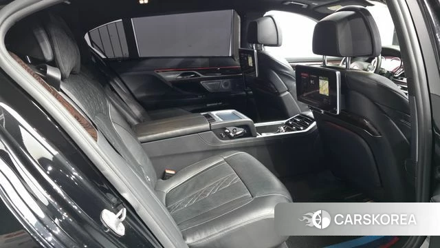 BMW 7 Series (G11) 2018 Черный из Кореи, фото 3