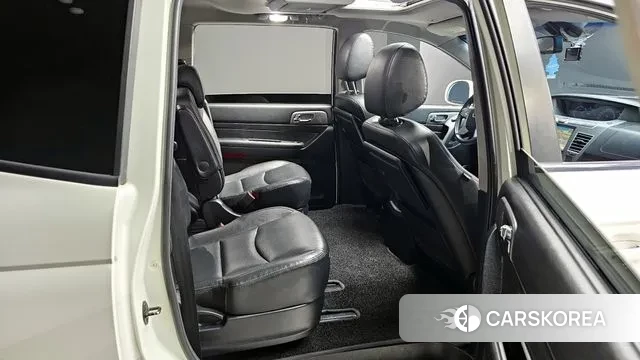 Ssangyong Korando Turismo 2018 Белый из Кореи, фото 3