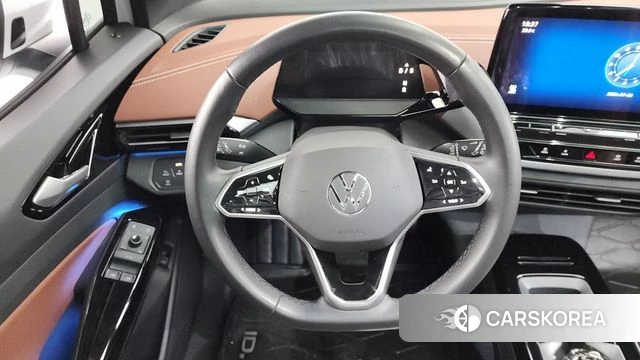 Volkswagen ID.4 2023 Белый из Кореи, фото 3