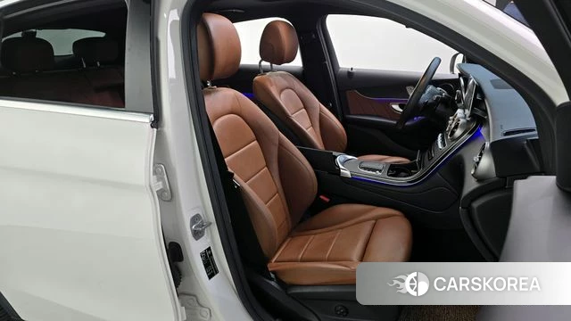 Mercedes-Benz GLC-Class X253 2021 Белый из Кореи, фото 3