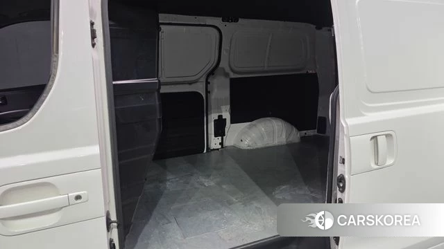 Hyundai The New Grand Starex 2018 Белый из Кореи, фото 3