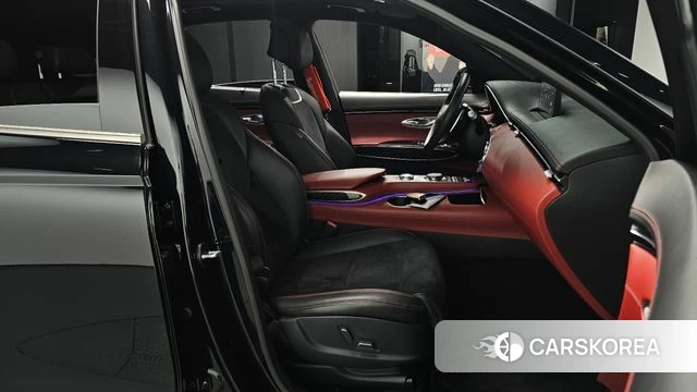 Genesis GV70 2022 Черный из Кореи, фото 3