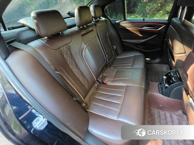 BMW 5 Series (G30) 2018 Синий из Кореи, фото 3