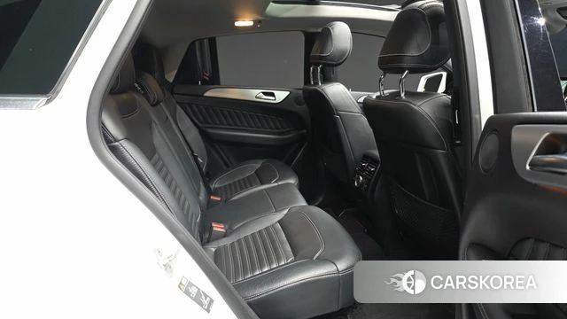 Mercedes-Benz GLE - Class W166 2018 Белый из Кореи, фото 3