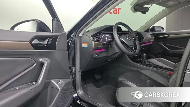 Volkswagen 7th Generation of Jetta 2021 Черный из Кореи, фото 3