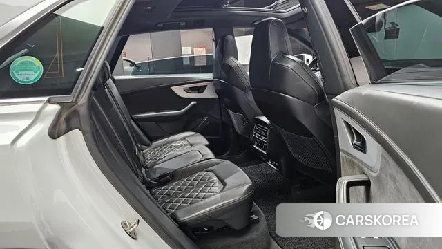 Audi Q8 (4M) 2020 Белый из Кореи, фото 3