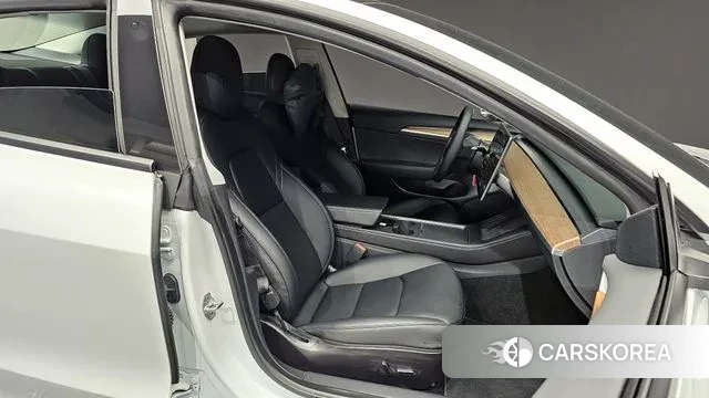 Tesla Model 3 2022 Белый из Кореи, фото 3