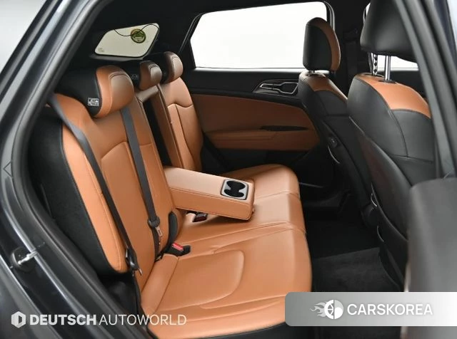 Kia Sportage 5th Generation Hybrid 2021 Серебристо-серый из Кореи, фото 3