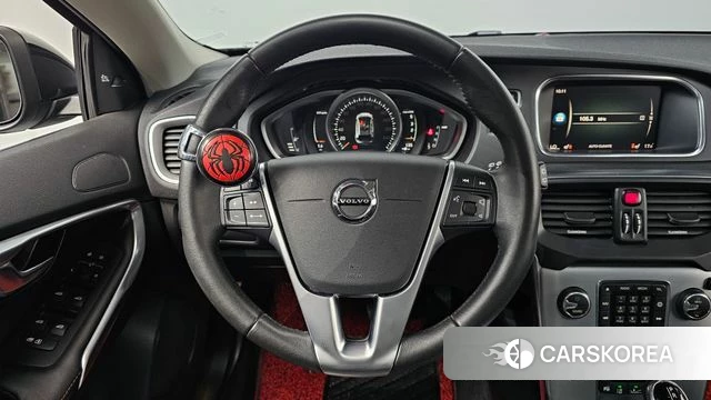 Volvo V40 Cross-Country 2019 Черный из Кореи, фото 3