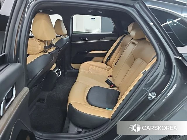 Kia K5 3rd generation 2023 Черный из Кореи, фото 3