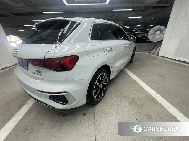 Audi A3 2022 Белый из Китая, фото 3