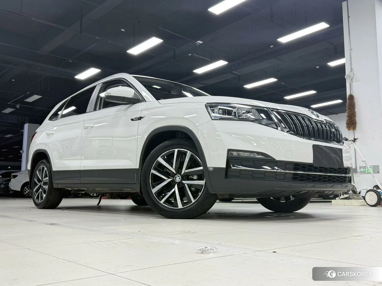Skoda Komick 2022 Белый из Китая, фото 3