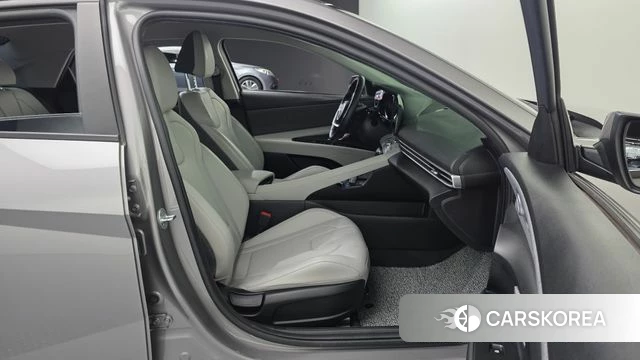 Hyundai Avante Hybrid (CN7) 2022 Серый из Кореи, фото 3