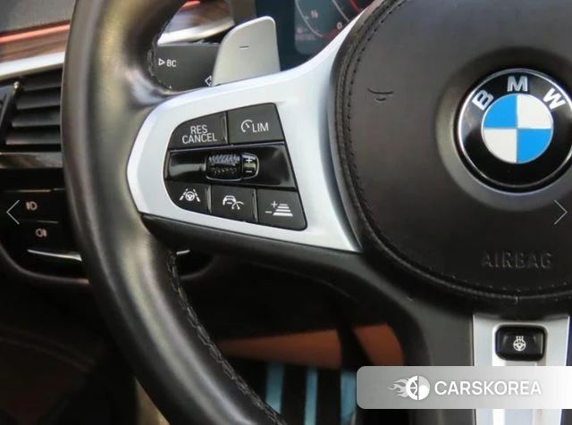 BMW 5 Series (G30) 2020 Серый из Кореи, фото 3