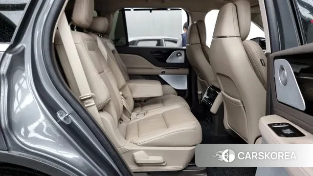 Lincoln Aviator 2nd generation 2023 Серый из Кореи, фото 3