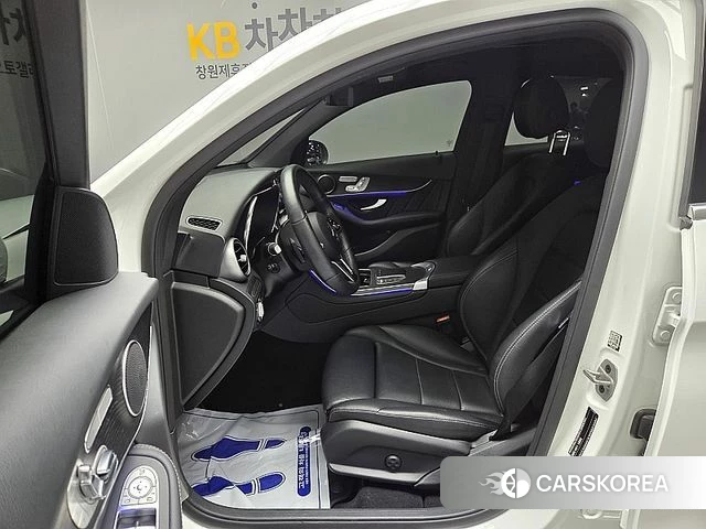 Mercedes-Benz GLC-Class X253 2021 Белый из Кореи, фото 3